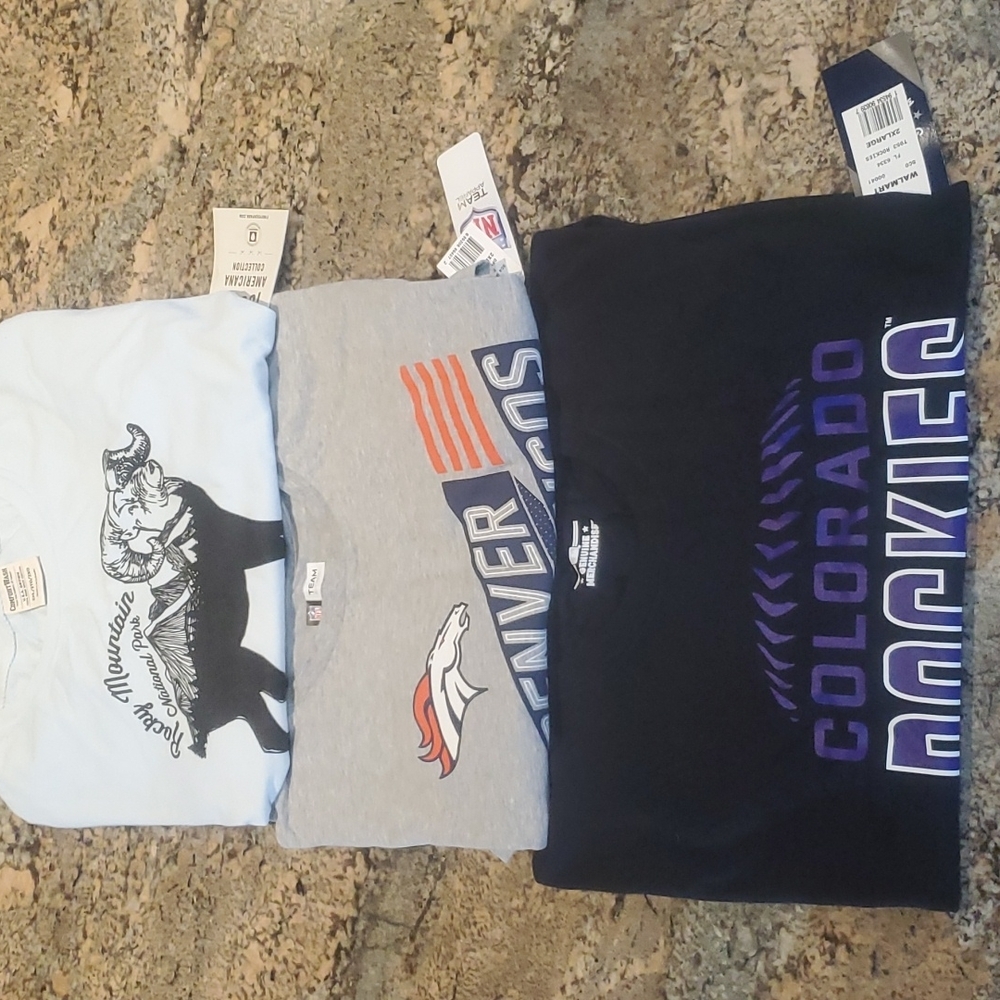 Nwt💥Bundle!! 3 T-shirt